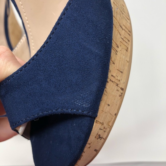 NWT Charles By Charles David Lambert Cork Wedges - Picture 9 of 9